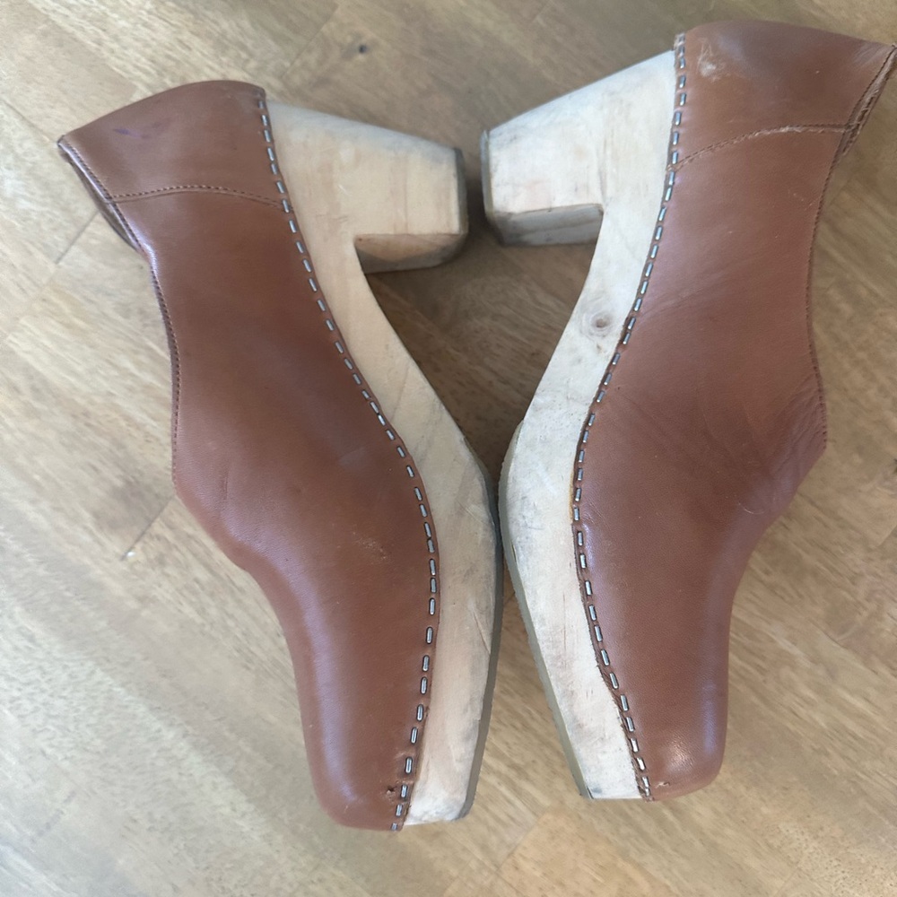Free People Women's Tan Leather Clog Heels - Classic Comfort - Picture 9 of 10